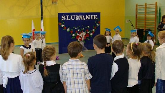 Grafika #41: Pasowanie na ucznia klasy I SP
