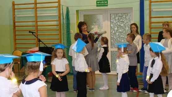 Grafika #42: Pasowanie na ucznia klasy I SP