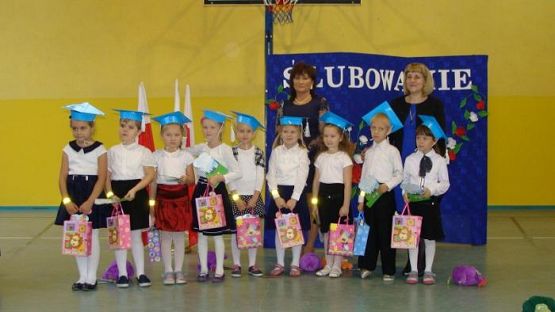 Grafika #45: Pasowanie na ucznia klasy I SP