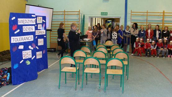  Grafika #2: Światowy Dzień TOLERANCJI