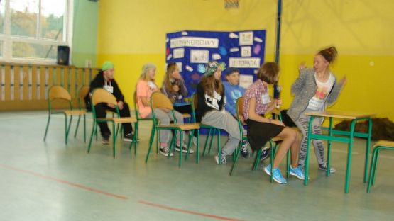  Grafika #9: Światowy Dzień TOLERANCJI