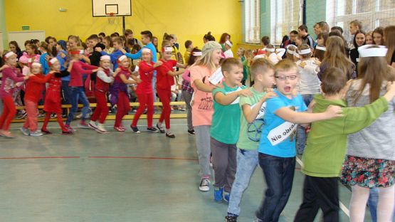  Grafika #35: Światowy Dzień TOLERANCJI