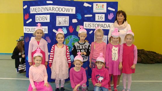  Grafika #43: Światowy Dzień TOLERANCJI