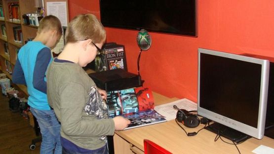 Grafika #14: Wycieczka do Miejskiej Biblioteki Publicznej w Lęborku