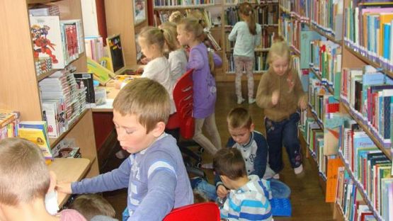 Grafika #19: Wycieczka do Miejskiej Biblioteki Publicznej w Lęborku