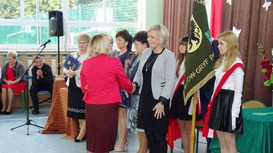  Grafika #3: Uroczystość z okazji Dnia Edukacji Narodowej