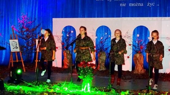 Grafika #14: WIECZORNICA PATRIOTYCZNA 09.11.16r.