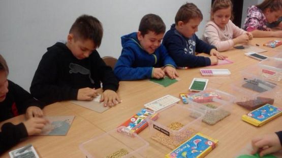  Grafika #0: Wycieczka do Muzeum Przyrodniczego w Rąbce k. Łeby