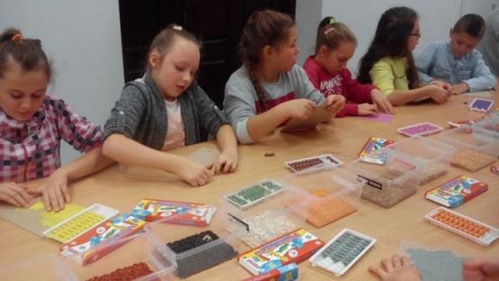  Grafika #2: Wycieczka do Muzeum Przyrodniczego w Rąbce k. Łeby