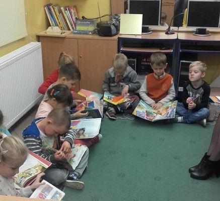  Grafika #7: Zaczytane piątki