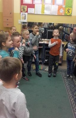  Grafika #15: Zaczytane piątki