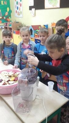 Grafika #1: W zdrowym ciele zdrowy duch