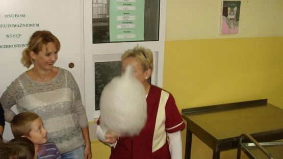  Grafika #6: Jak powstaje wata cukrowa?