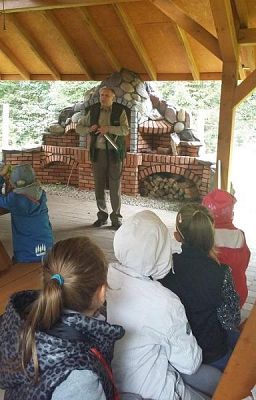 Grafika #1: Spotkanie z leśniczym