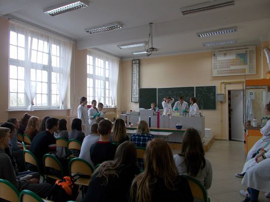 Grafika #1: Jesienny piknik naukowy