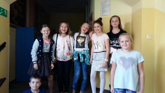  Grafika #2: Szkolna dyskoteka