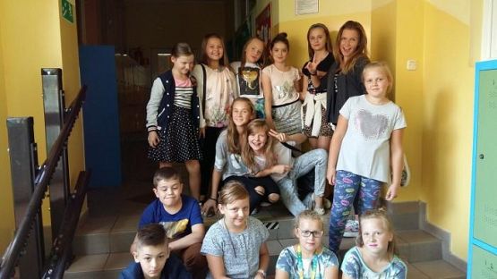  Grafika #0: Szkolna dyskoteka