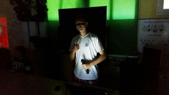  Grafika #12: Szkolna dyskoteka