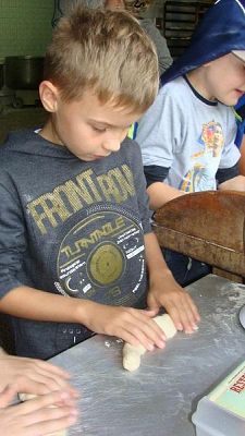 Grafika #16: Wycieczka do piekarni