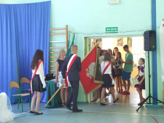 Grafika #23: Zakończenie roku szkolnego 2015/2016