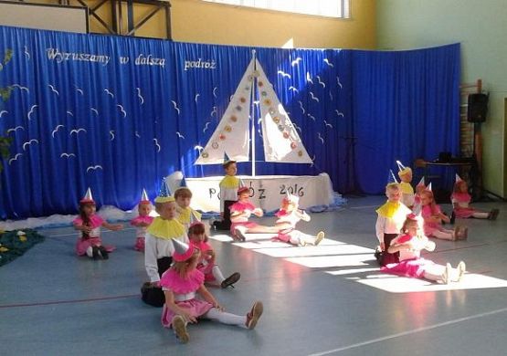 Grafika #2: Uroczyste zakończenie roku szkolnego w oddziale przedszkolnym