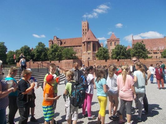  Grafika #9: Uczniowie klasy IV i V w Malborku