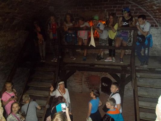  Grafika #24: Uczniowie klasy IV i V w Malborku