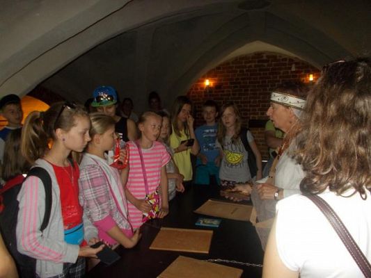  Grafika #68: Uczniowie klasy IV i V w Malborku