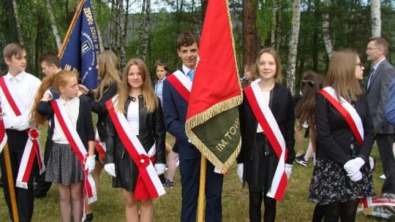  Grafika #0: Uroczystości w Sztutowie