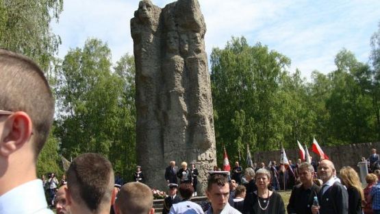  Grafika #9: Uroczystości w Sztutowie