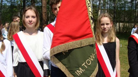  Grafika #15: Uroczystości w Sztutowie