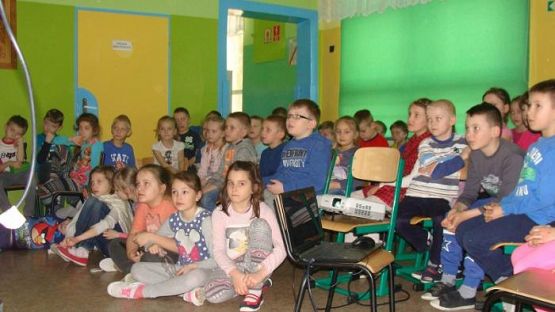  Grafika #3: Internetowy Teatr TVP