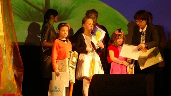  Grafika #8: Powiatowy Konkurs Recytatorski - Wiosenny powiew poezji