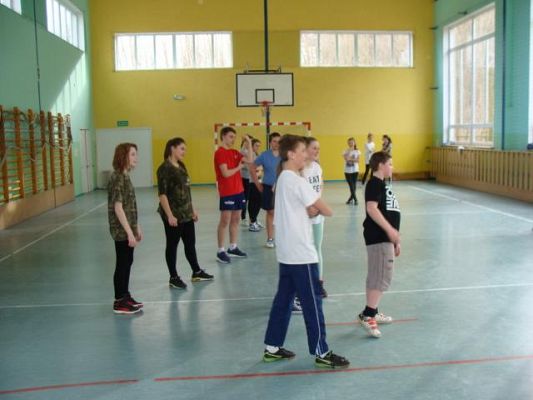  Grafika #6: Noc w szkole