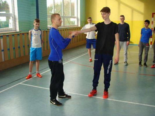  Grafika #11: Noc w szkole