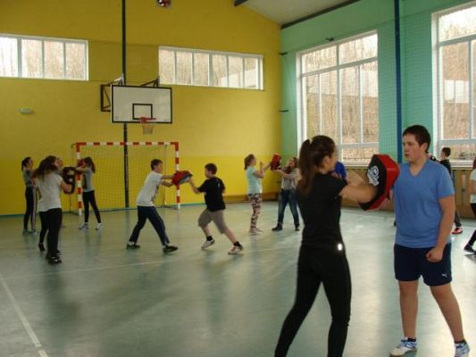  Grafika #17: Noc w szkole