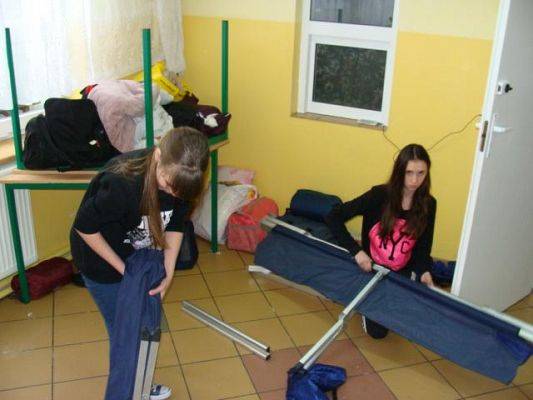  Grafika #29: Noc w szkole