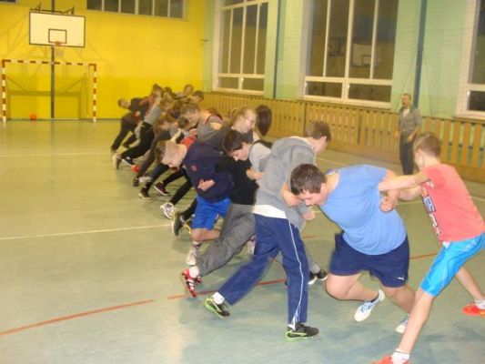  Grafika #41: Noc w szkole