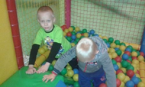  Grafika #3: Mikołajkowy wyjazd do Smykolandii