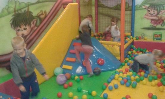  Grafika #5: Mikołajkowy wyjazd do Smykolandii