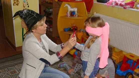  Grafika #9: Andrzejki w oddziale przedszkolnym oraz w klasie I SP