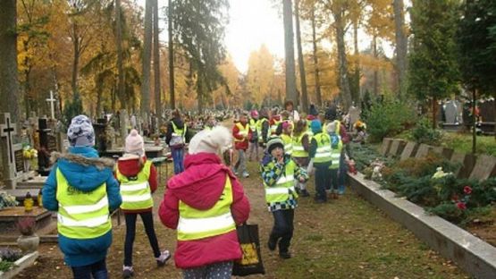  Grafika #6: Z wizytą w schronisku dla zwierząt i na cmentarzu w Lęborku