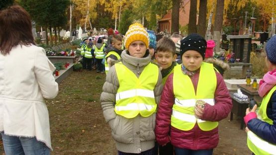  Grafika #11: Z wizytą w schronisku dla zwierząt i na cmentarzu w Lęborku