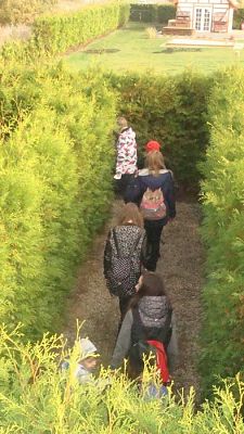 Grafika #3: Śladami Kaszub - wycieczka do Labiryntu w Parku Łeba