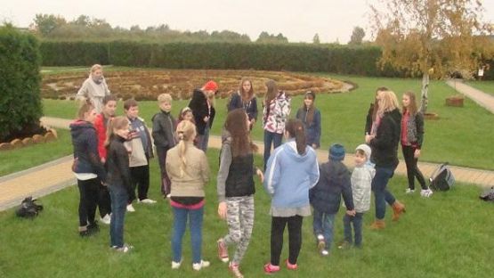 Grafika #18: Śladami Kaszub - wycieczka do Labiryntu w Parku Łeba