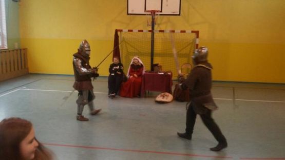 Grafika #6: Żywa lekcja historii