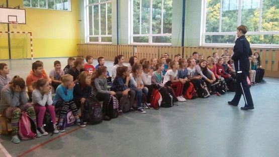 Grafika #12: Spotkanie z policjantami