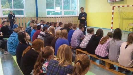 Grafika #18: Spotkanie z policjantami