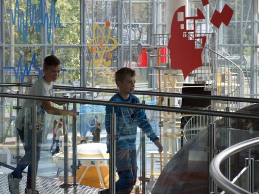  Grafika #31: Wycieczka do Centrum Nauki Experyment w Gdyni