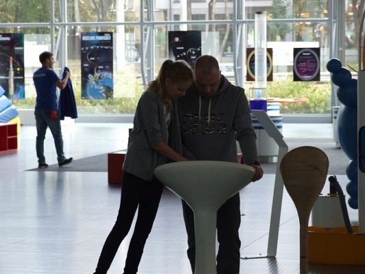  Grafika #39: Wycieczka do Centrum Nauki Experyment w Gdyni